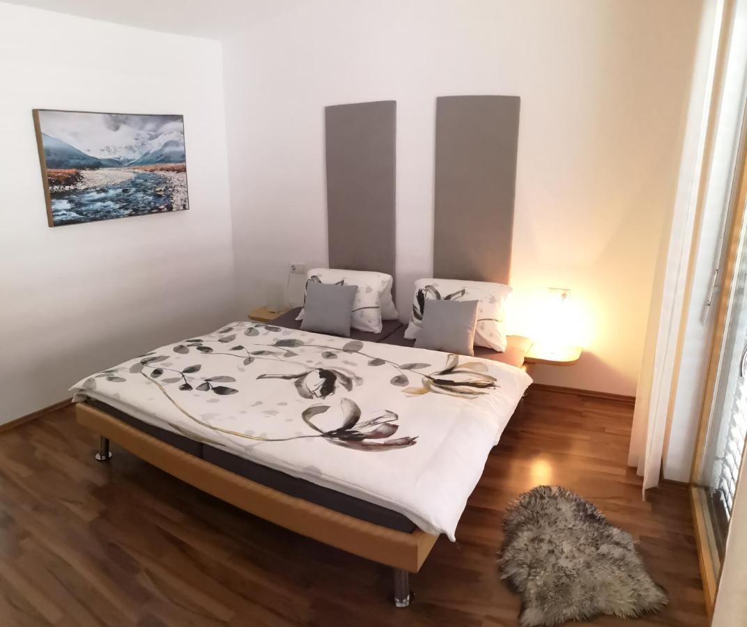 Ferienhaus Adela Шрунс Экстерьер фото